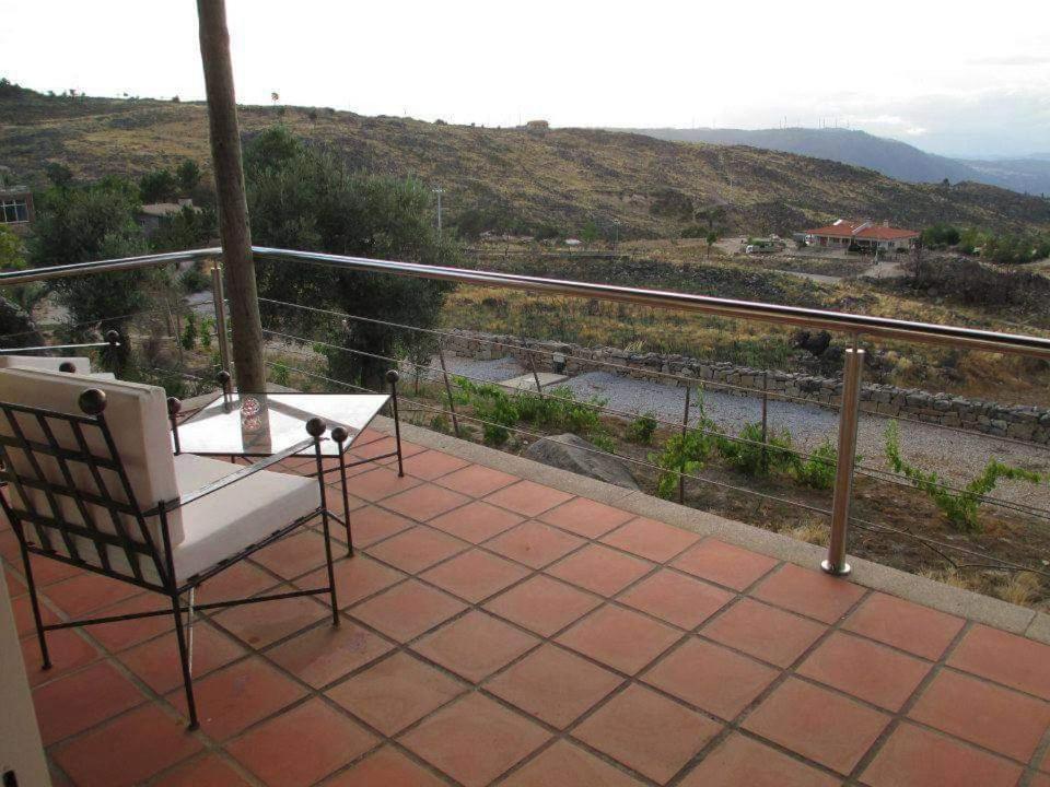 Montanhas Do Douro Villa Paredes da Beira Bagian luar foto
